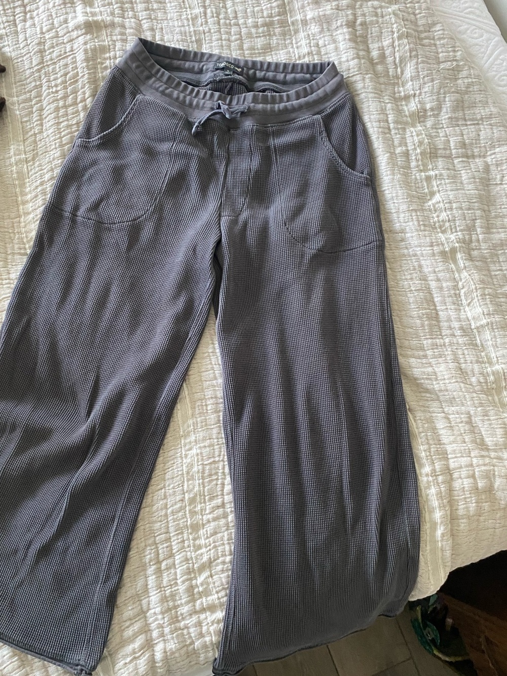 Toad&Co women’s Charcoal Waffle Drawstring wife leg pants